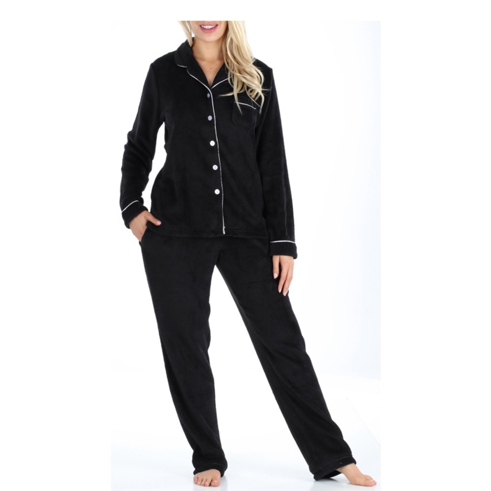 BRAND NEW🛍💗 2-Piece Button-Down Pajamas